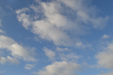 Obraz premium blue sky white clouds