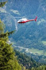 Hubschrauber in der Forstwirtschaft © matho