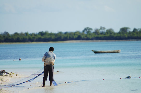 Cast Net Fishing - Zanzibar - Tanzania