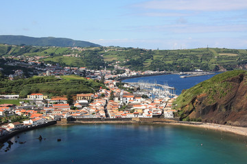 Fototapeta na wymiar Blick auf Horta, Faial ist die fünftgrößte Insel der portugiesischen Inselgruppe der Azoren.