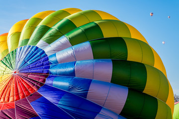 Obraz premium ballooning hot air balloon in Mondovì