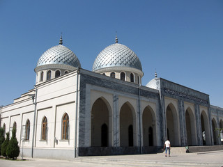 Fototapeta na wymiar Tashkent Juma Mosque Two cupolas September 2007