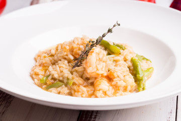 Risotto with shrimp and asparagus