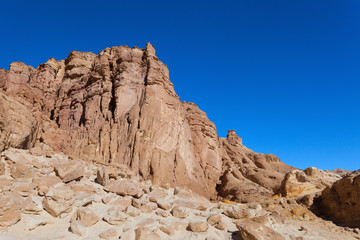 Fototapeta premium Desert mountains with blue sky in the background 