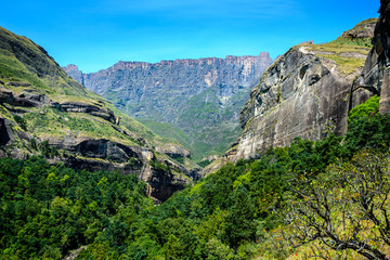 Fototapeta na wymiar Amphitheater at Royal Natal National Park in the Drakensberg Mountains, South Africa