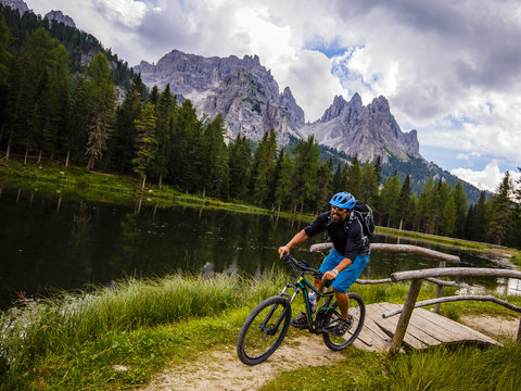 Mountain biking in the Dolomites, Misurina, Italy. Tre Cime di L © Gorilla