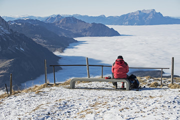 Nebelmeer über der Gegend des Vierwaldstättersees, aus der Sicht des Fronalpstocks, Schwyz,...