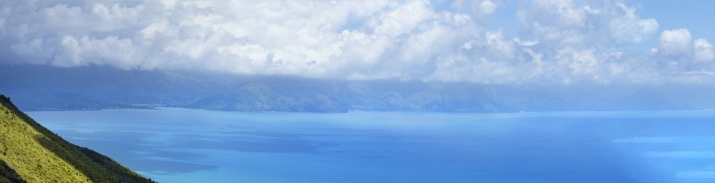 Blick &uuml;ber den Golf von Policastro auf Sapri, Acquafredda und Maratea