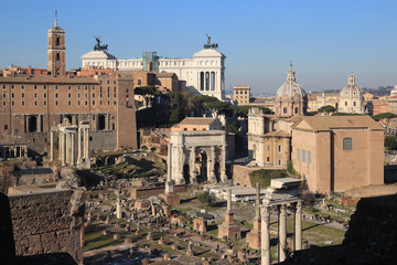 Fototapeta na wymiar overview of the Roman Forum, Rome, Italy