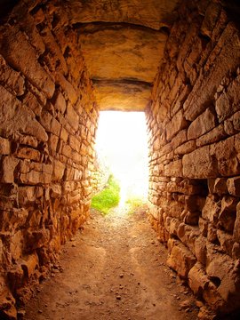 Tholos grave