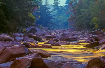 Foto op Plexiglas Swift rivier in Autumn White Mountains, New Hampshire © John Anderson