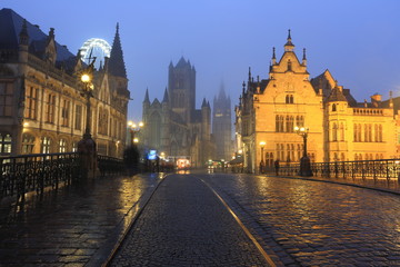 Fototapeta na wymiar Gent rainy night, Belgium