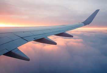 Obraz premium Sunset in the porthole.