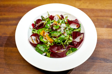 Green salad with vegtables.