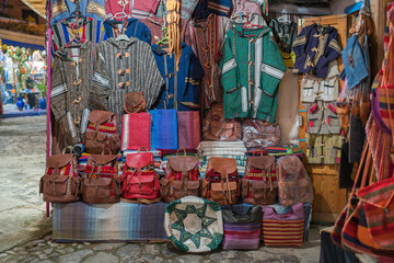 chefchaouen market
