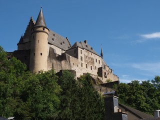 Fototapeta na wymiar Vianden - Burg und Gemeinde in der 