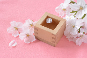 Obraz na płótnie Canvas 日本酒と桜の花 
