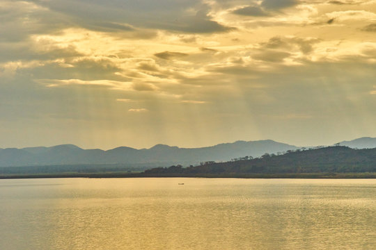 Lamtakong dam , thailand