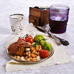 Meat stew with beans