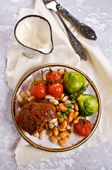 Meat stew with beans