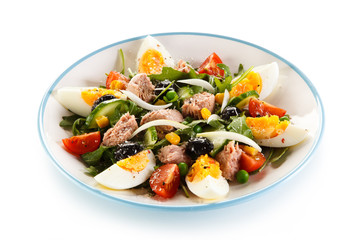 Tuna and vegetable salad 