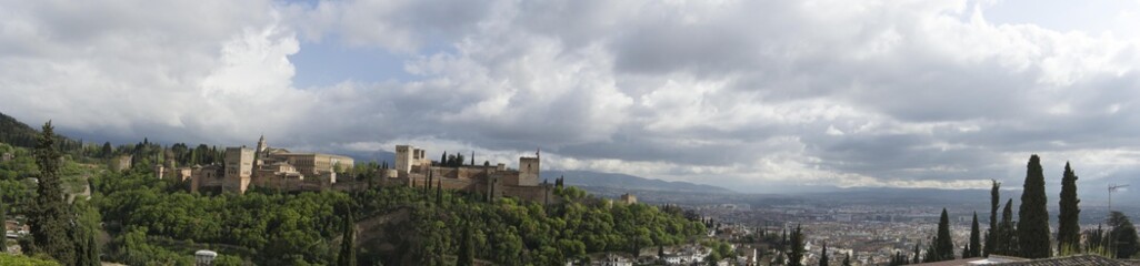 Fototapeta na wymiar Panorámica de la Alhambra de Granada