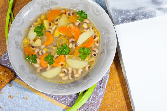 bean soup with parsley