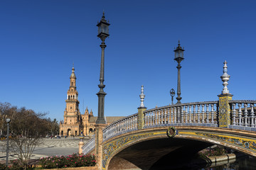 Monumental plaza de España de la ciudad de Sevilla