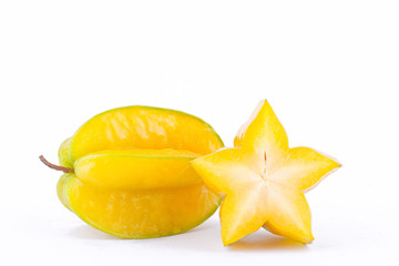 Fototapeta na wymiar yellow star fruit carambola or star apple ( starfruit ) on white background healthy star fruit food isolated 