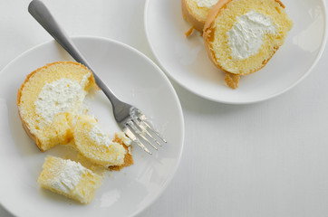 Vanilla Cake Roll for Breaking Time.