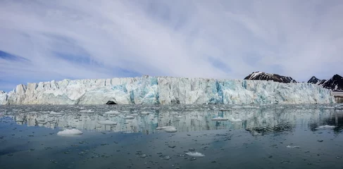 Fototapeten Arctica Arctic landscape with glacier in Svalbard, Spitsbergen  © Alexey Seafarer