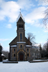 Fototapeta na wymiar Eine Klosterkapelle im Winter