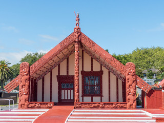 MEETINGHOUSE in Rotorua New Zealand (WAITANGI NATIONAL RESERVE) - obrazy, fototapety, plakaty