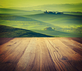 Fototapeta premium wood textured backgrounds on the tuscany landscape