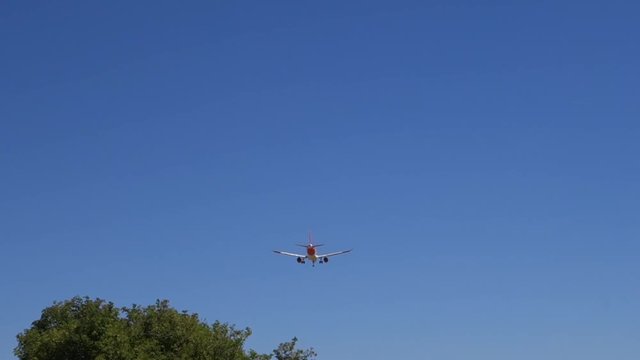 avion &agrave; l'atterrissage