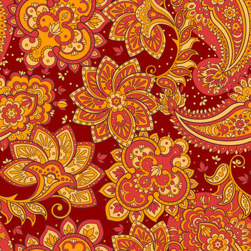 Damask seamless pattern. Floral vector wallpaper