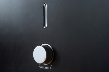 Volume control knob with indicator light