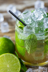 Klassischer Mojito Cocktail