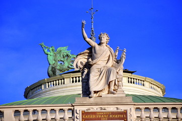 Prächtige Fassade des Wiener Burgtheaters