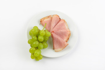 ham with white grapes