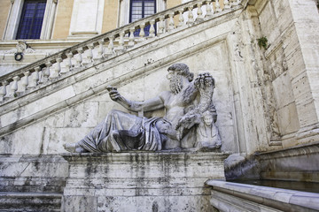 Statue de Nilo, Place du Capitole, perron du Palais du Sénat, l'hôtel de ville, Rome, Lazio, Italy