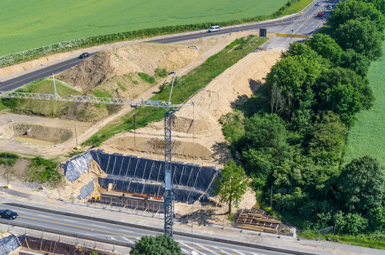Baustelle Autobahnbrücke Luftbild