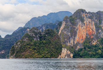 Lake Khao Sok rock - 133447662