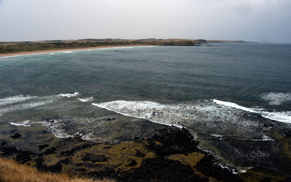 Summerland Bay On Philip Island, Victoria Australia. Place Of The Penguin Parade. The Main Penguin Viewing Area At Summerland Beach Has Tiered Seating And Provides A 180 Degree Elevated Viewing.