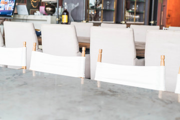 Fototapeta na wymiar empty chair in restaurant