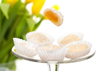 portuguese queijinhos de amendoa com ovos