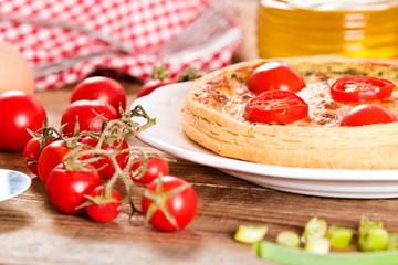 Leek and tomato quiche. 