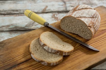 Slices of bread with knife