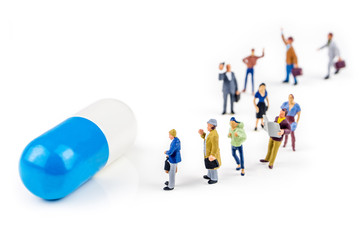 standing in line for medicament