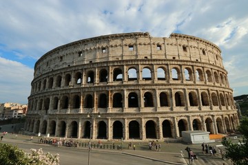 Fototapeta na wymiar THE COLISEUM OF ROME, ITALY 